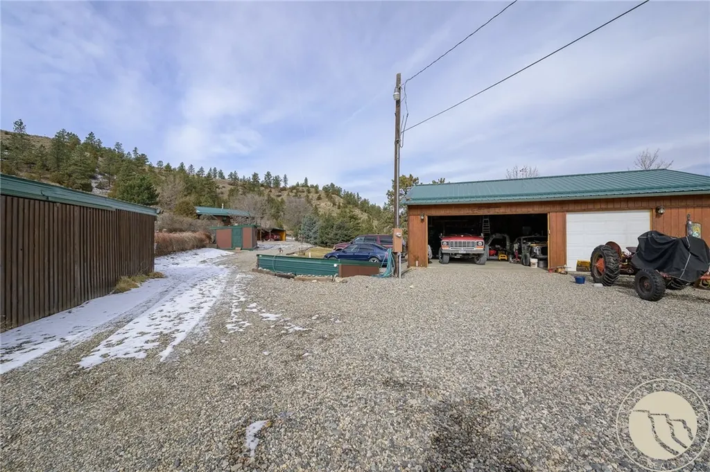 1102 Whispering Pines Drive Billings MT 59101