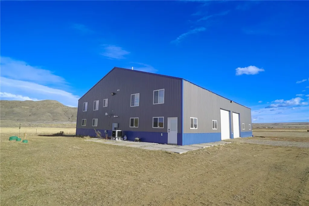 303 E Pryor Road Edgar MT 59026