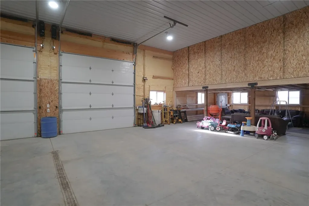 303 E Pryor Road Edgar MT 59026