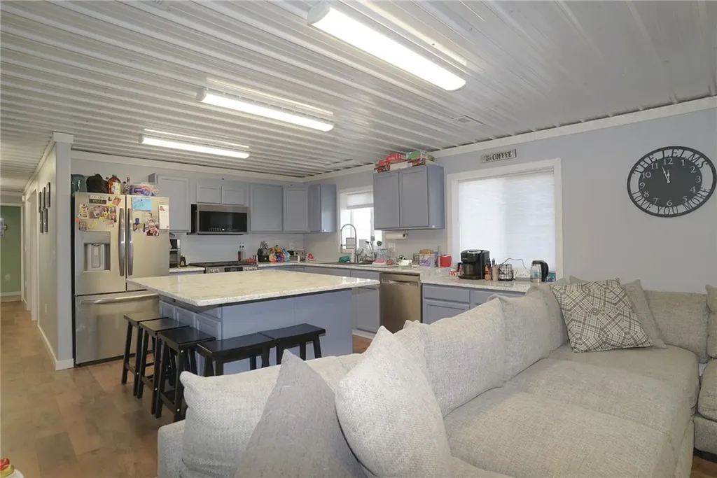 303 E Pryor Road Edgar MT 59026