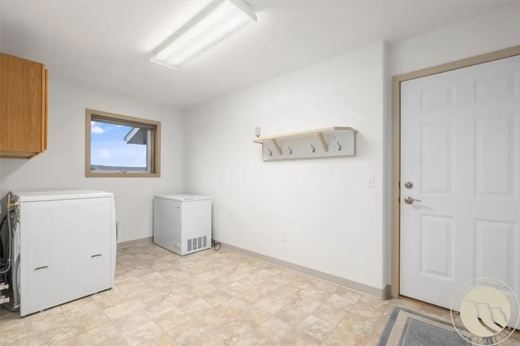 6933 Custer Avenue Billings MT 59106
