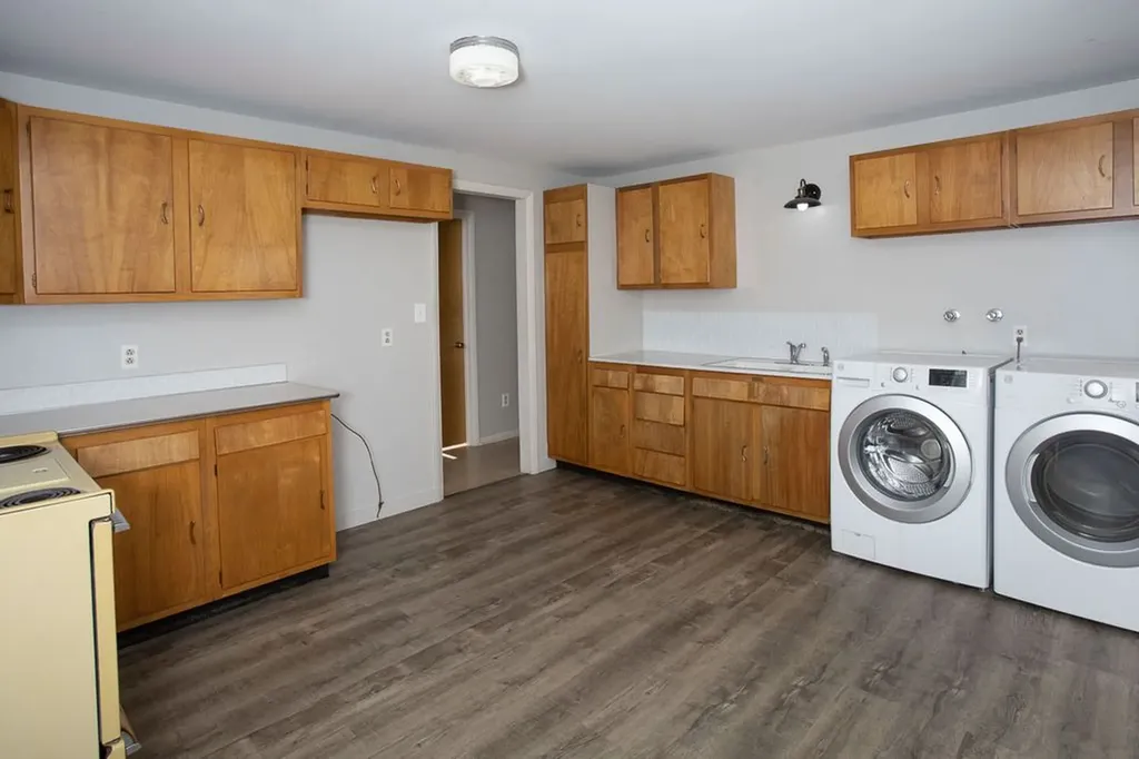 201 Fairlane Avenue Bridger MT 59014