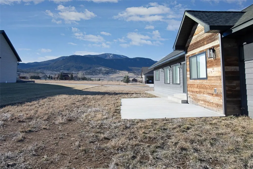 98 Big Sky Drive Red Lodge MT 59068