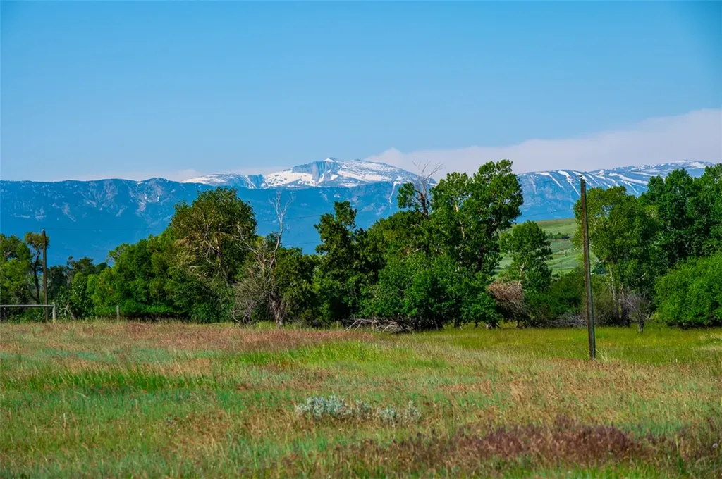 120 Cooney Road Roberts MT 59070