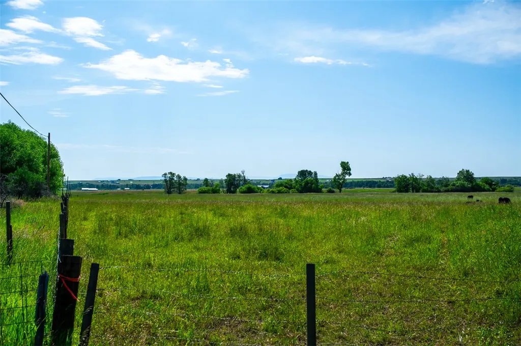 120 Cooney Road Roberts MT 59070