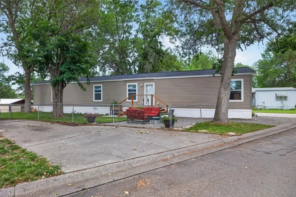 11 Queen Victoria Billings MT 59105
