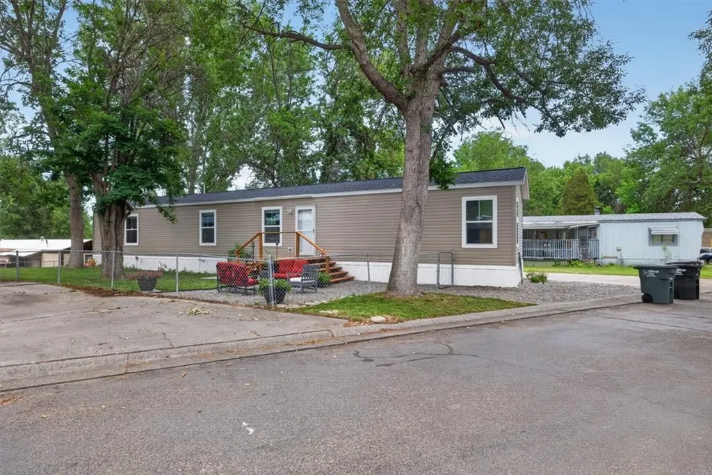 11 Queen Victoria Billings MT 59105