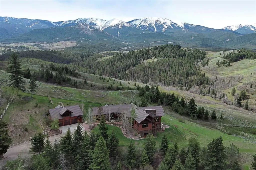 94 Sheep Mountain Road (w/ 614 Ac State Lease) Red Lodge MT 59068