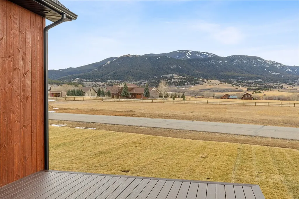 10 Starlight Drive Red Lodge MT 59068