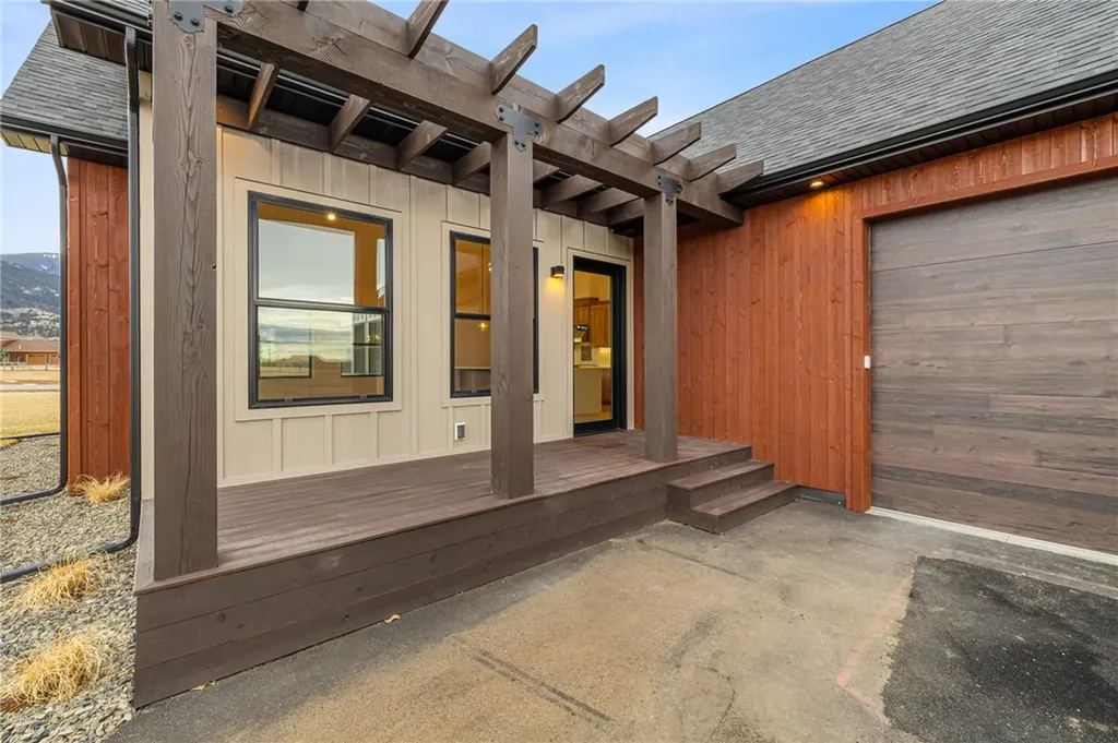 10 Starlight Drive Red Lodge MT 59068