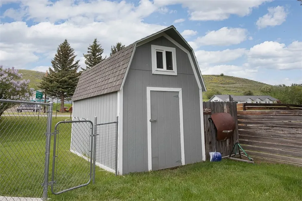 6802 Us Highway 212 Red Lodge MT 59068