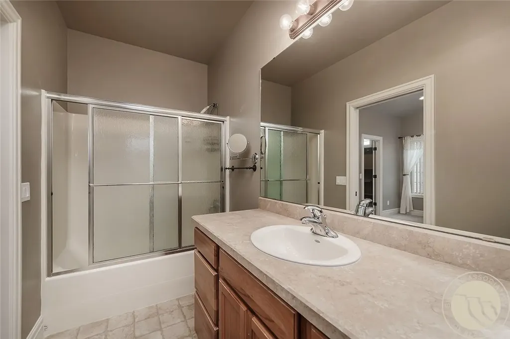 5827 Foxtail Loop S Billings MT 59106