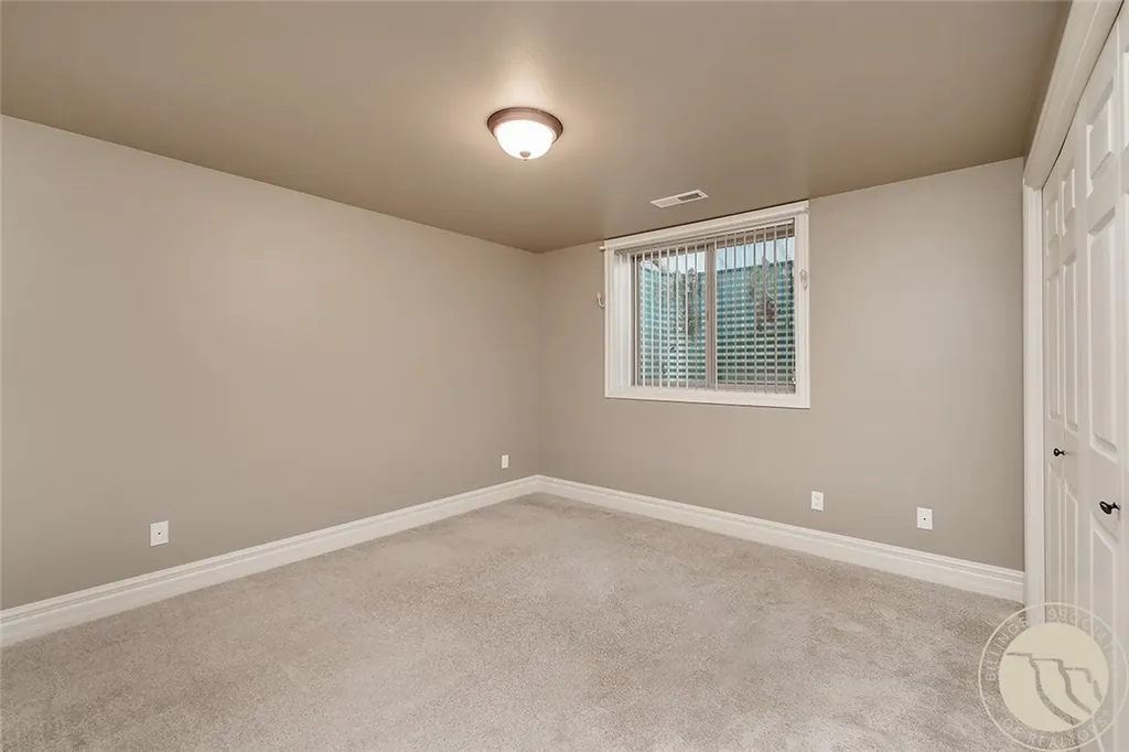 5827 Foxtail Loop S Billings MT 59106