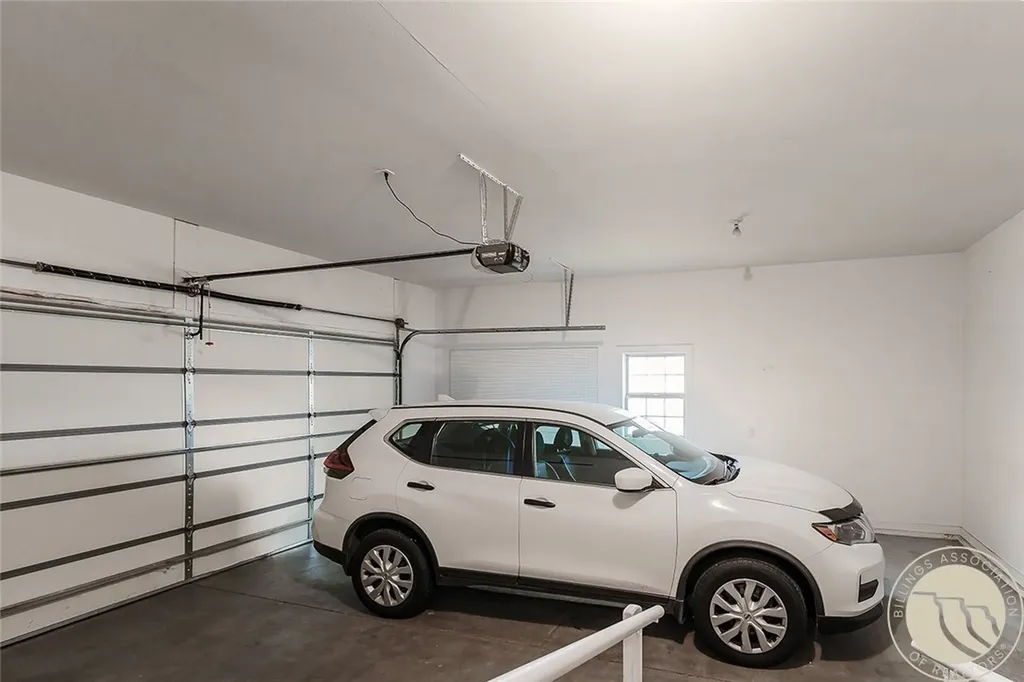 5827 Foxtail Loop S Billings MT 59106