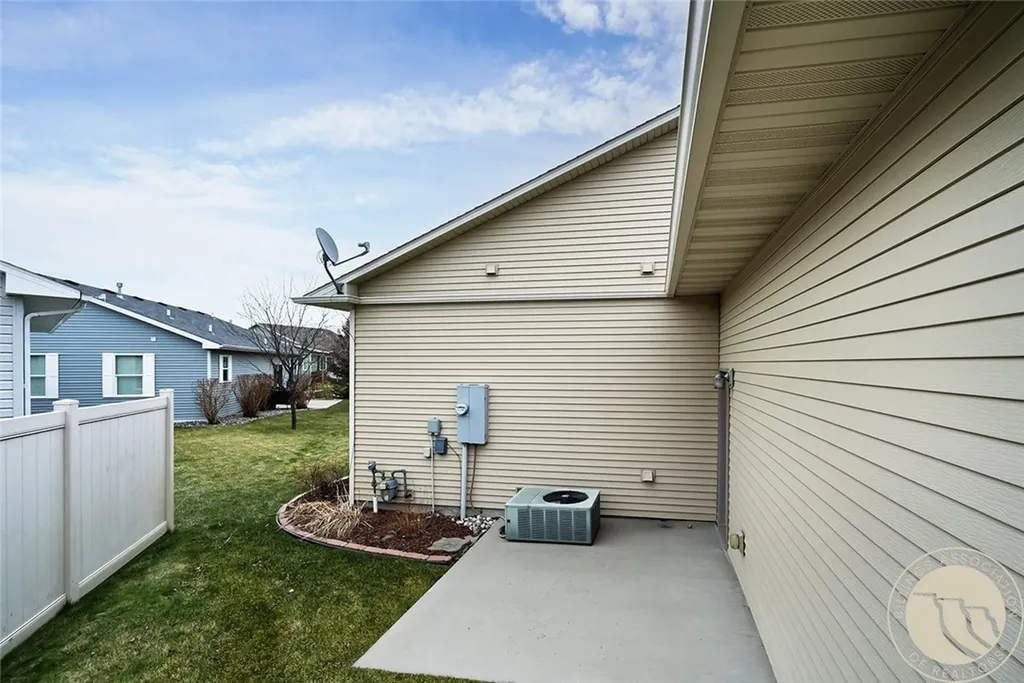 5827 Foxtail Loop S Billings MT 59106