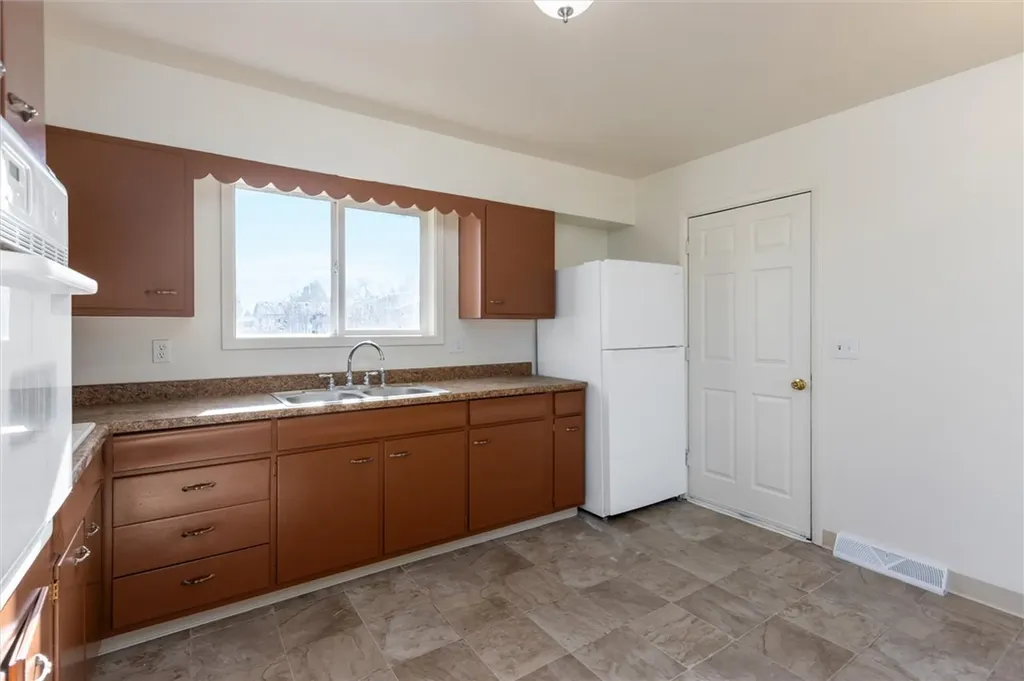 1736-1740 Broadwater Avenue Billings MT 59102