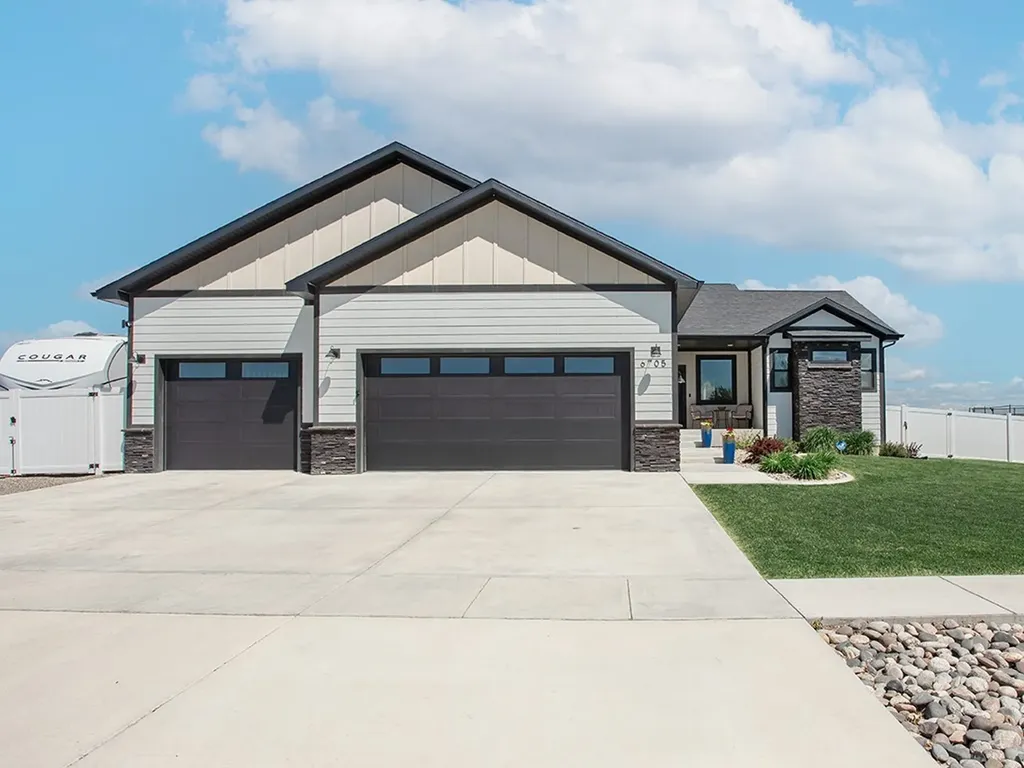6705 Skycrest Drive Billings MT 59106