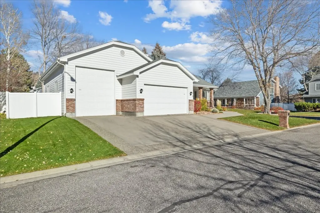 13 Stanford Court Billings MT 59102