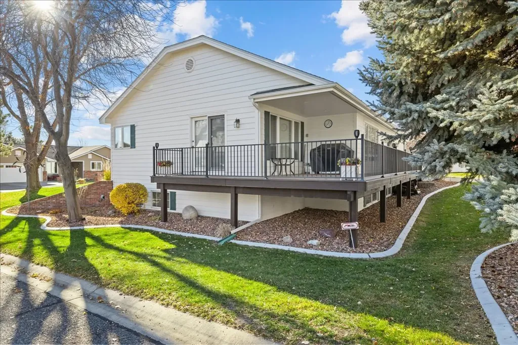 13 Stanford Court Billings MT 59102