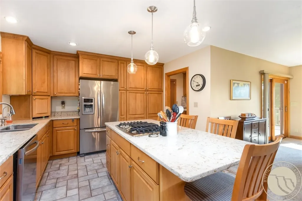 1251 Chipper Lane Huntley MT 59037