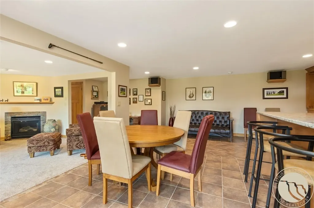 1251 Chipper Lane Huntley MT 59037