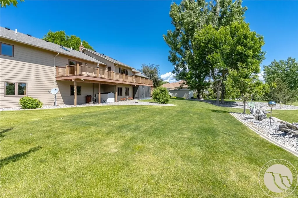 1251 Chipper Lane Huntley MT 59037