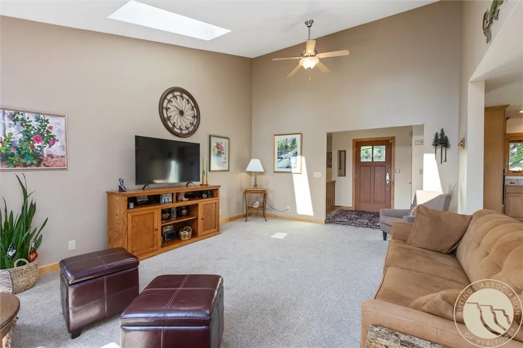1251 Chipper Lane Huntley MT 59037