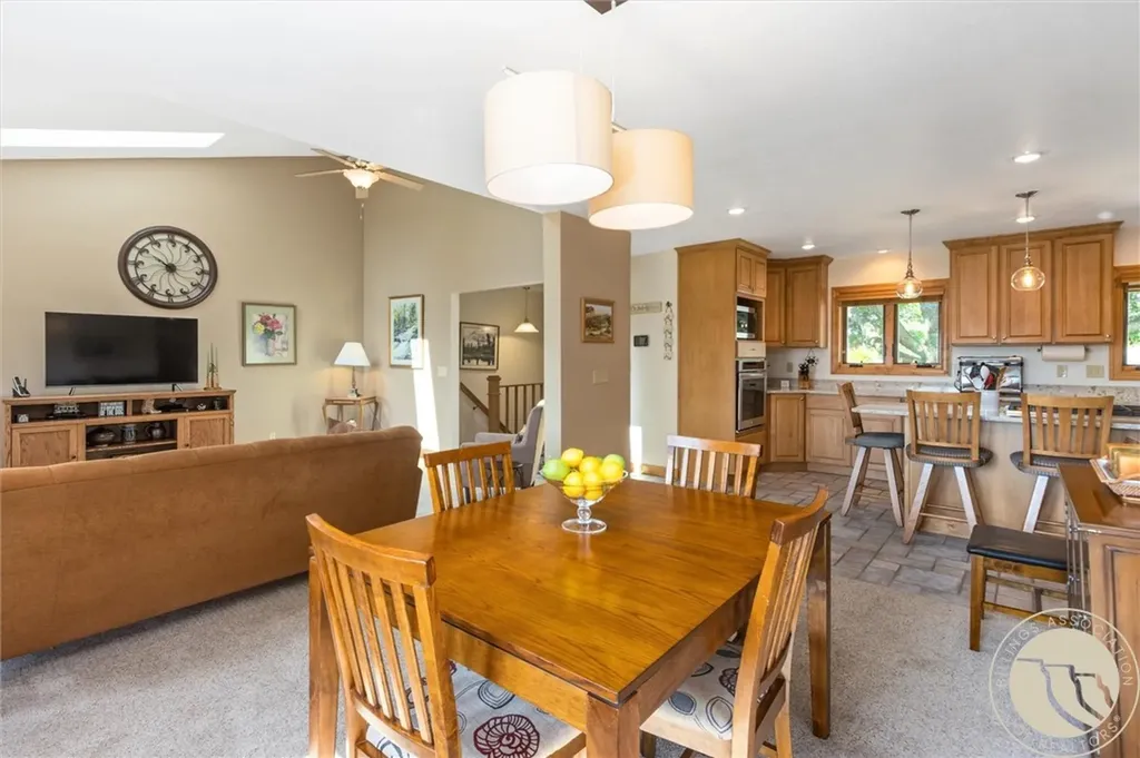 1251 Chipper Lane Huntley MT 59037