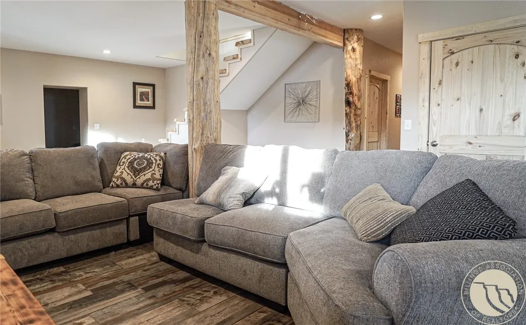6 North Fork Sage Creek Road Bridger MT 59014