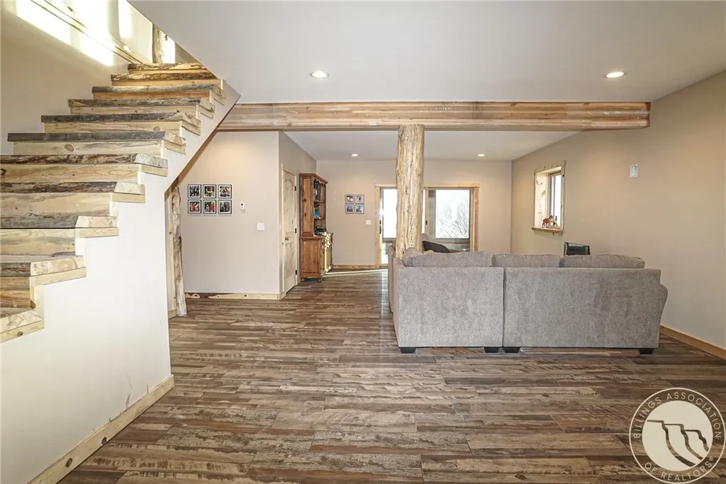 6 North Fork Sage Creek Road Bridger MT 59014