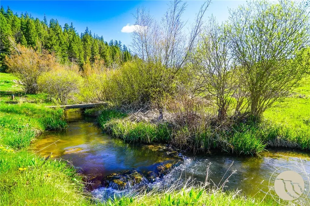 6 North Fork Sage Creek Road Bridger MT 59014