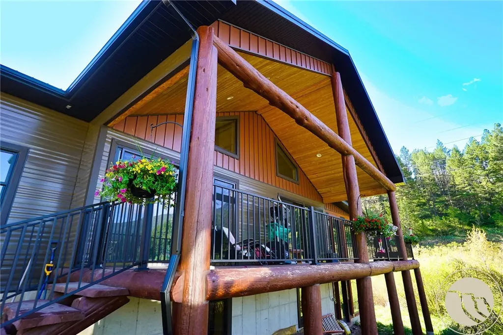 6 North Fork Sage Creek Road Bridger MT 59014