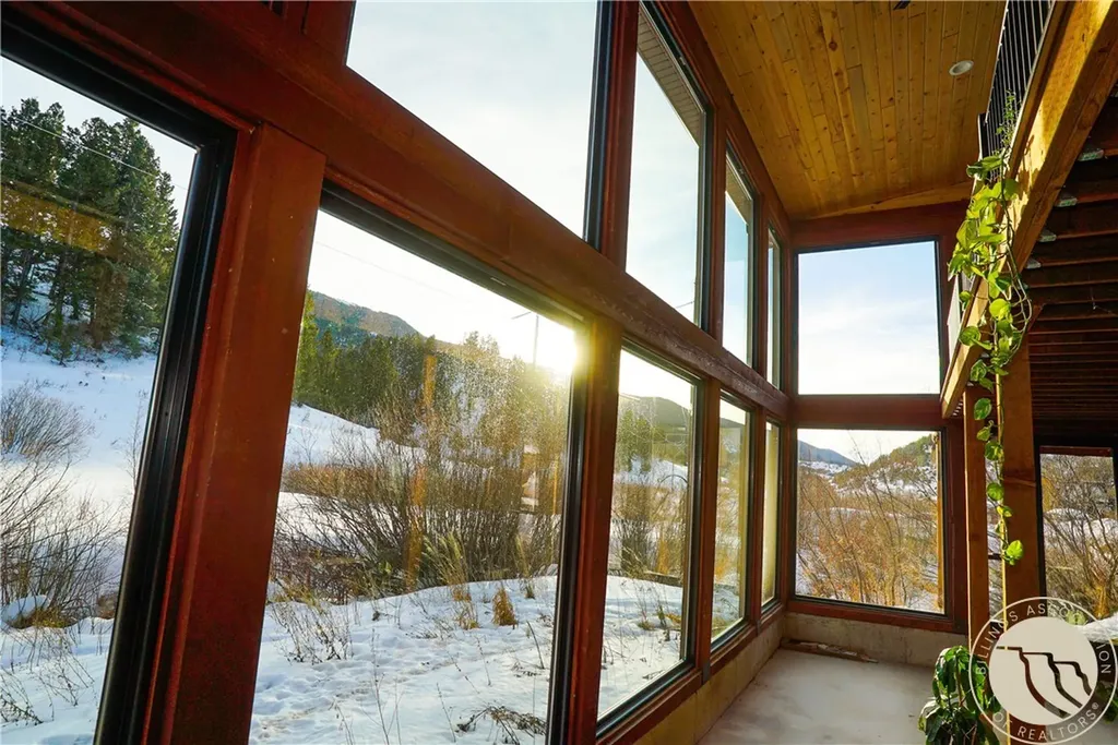 6 North Fork Sage Creek Road Bridger MT 59014