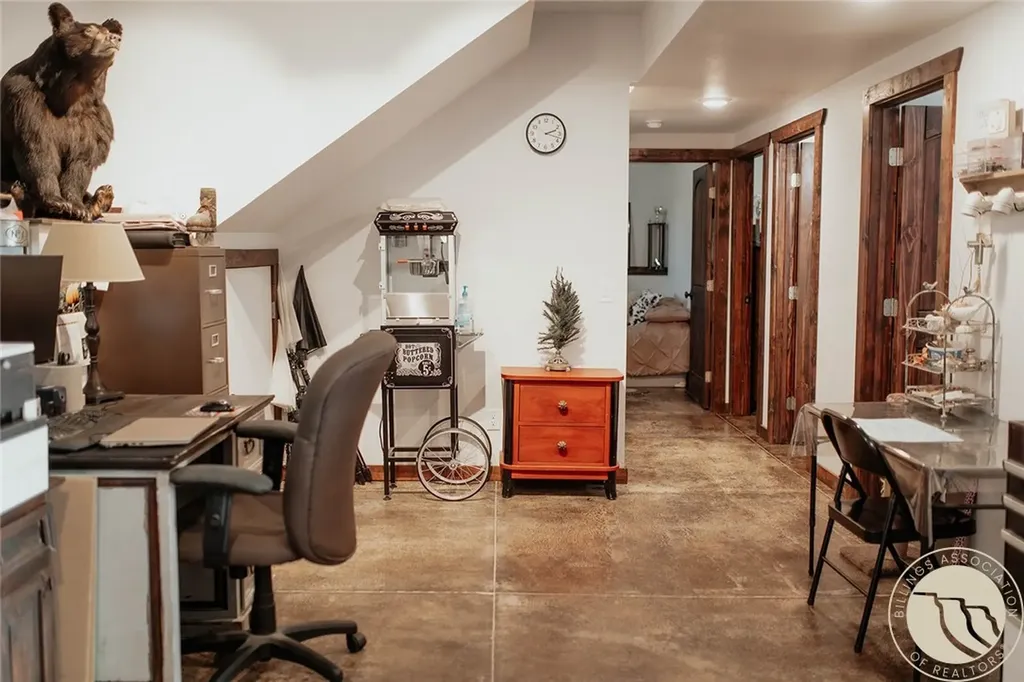 154 Old Divide Road Roundup MT 59072