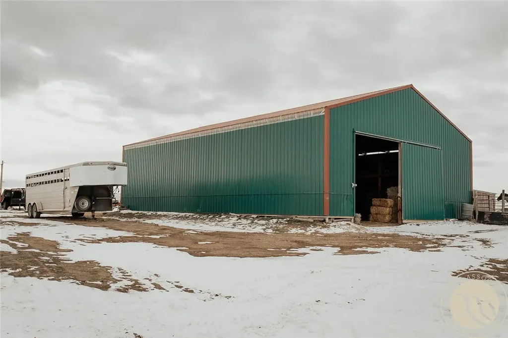 154 Old Divide Road Roundup MT 59072