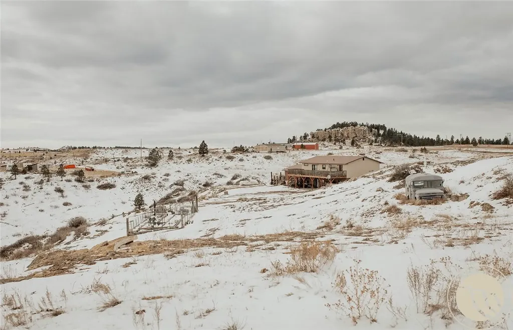 154 Old Divide Road Roundup MT 59072