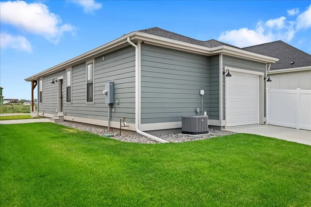 1919 St. Peter Lane Billings MT 59101