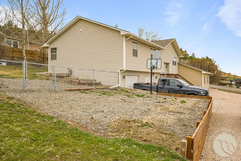 15 Rimrock Drive Bridger MT 59014