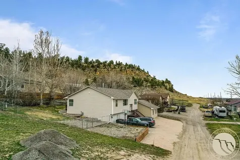 15 Rimrock Drive Bridger MT 59014