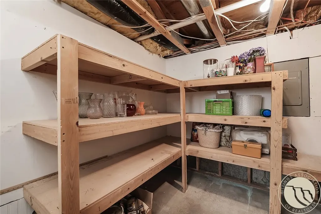 153 W Hilltop Road Billings MT 59105