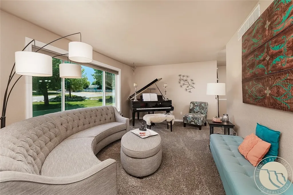 153 W Hilltop Road Billings MT 59105