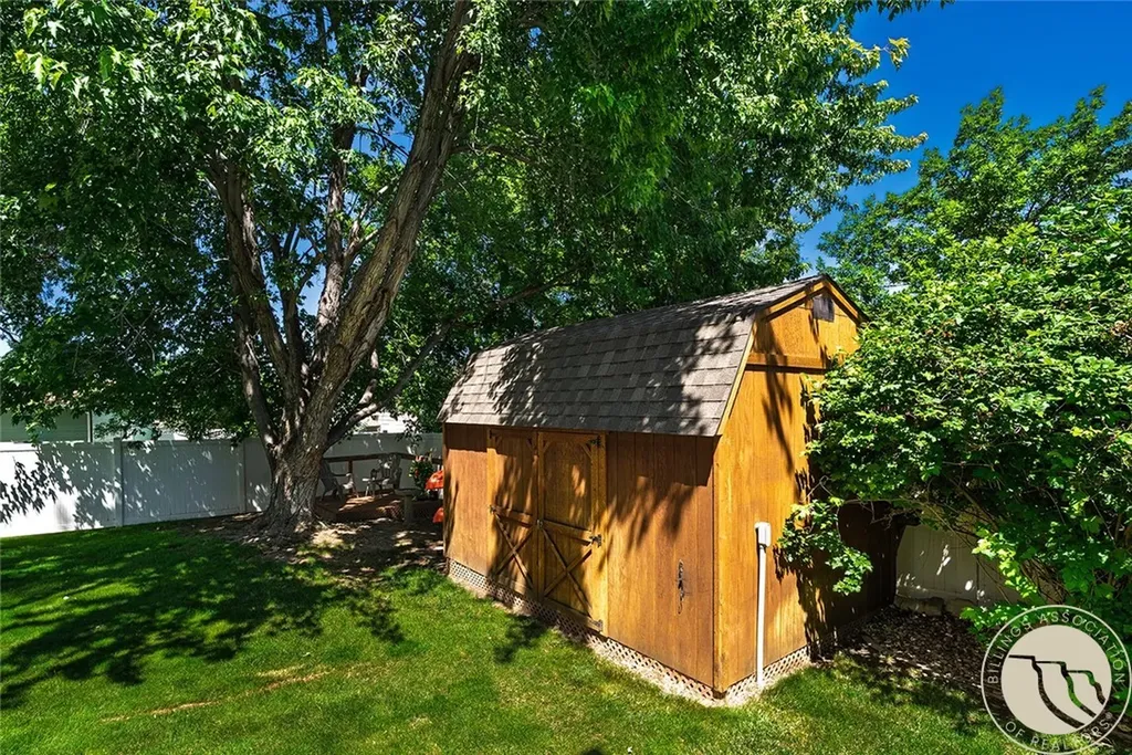 153 W Hilltop Road Billings MT 59105