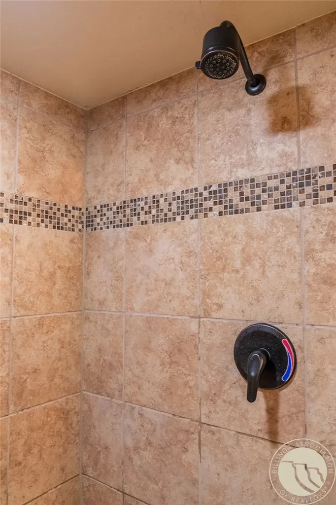 16 Wilson Lane Roberts MT 59070