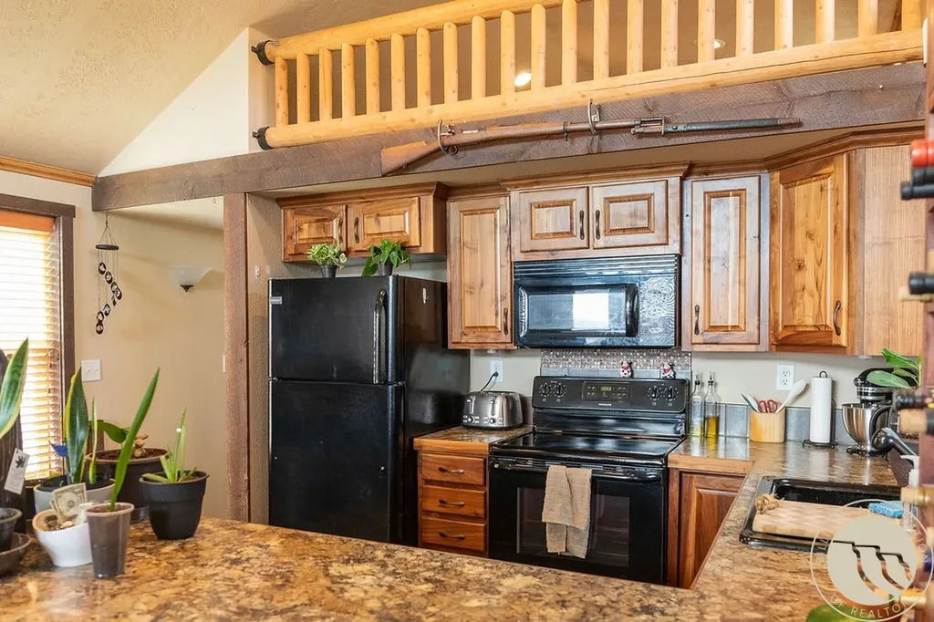 16 Wilson Lane Roberts MT 59070