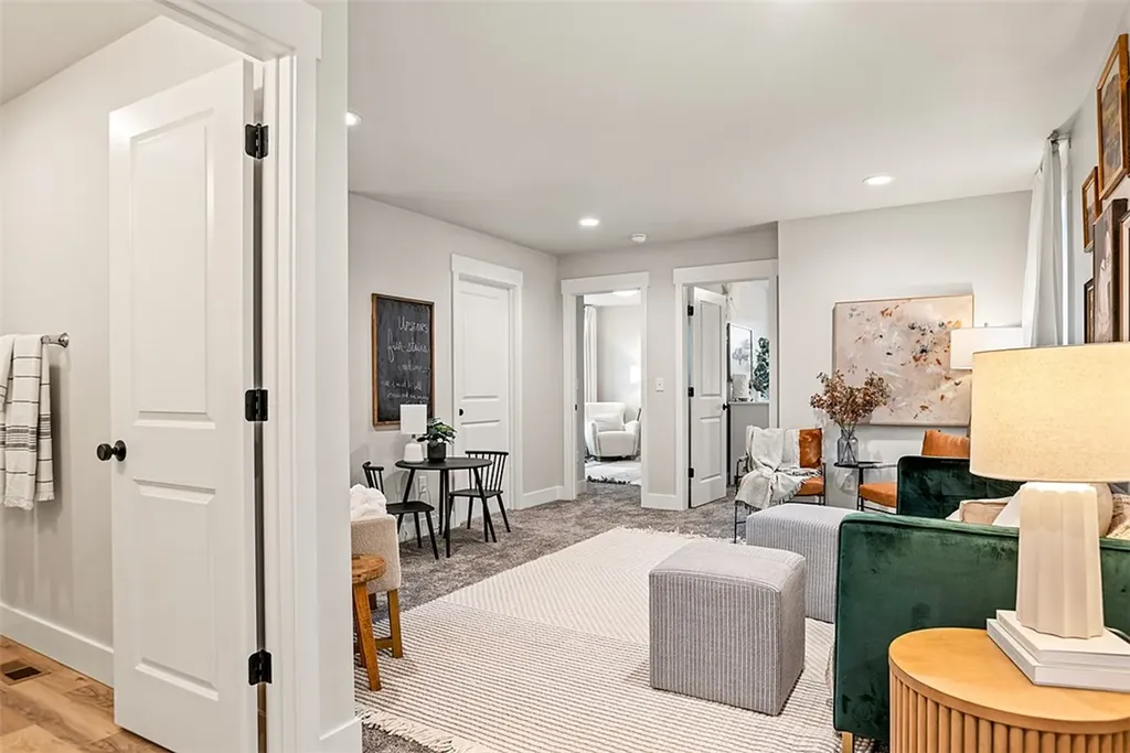 1933 Street Peter Lane Billings MT 59101