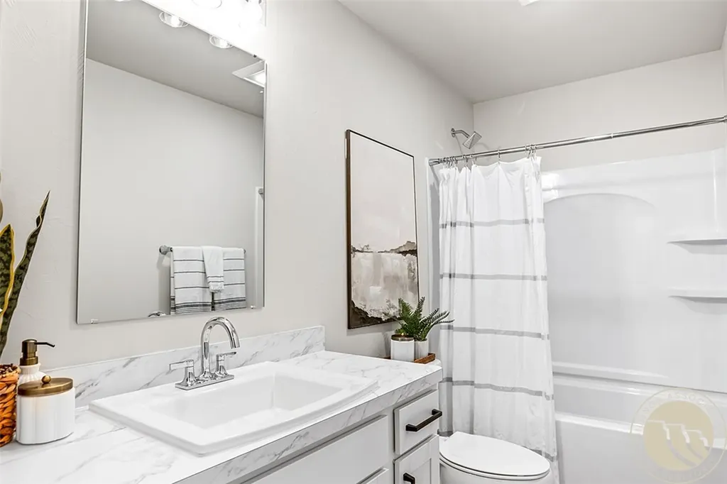 1933 St. Peter Lane Billings MT 59101