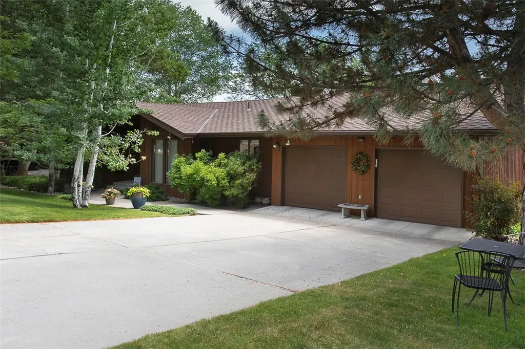 4022 Laredo Place Billings MT 59106