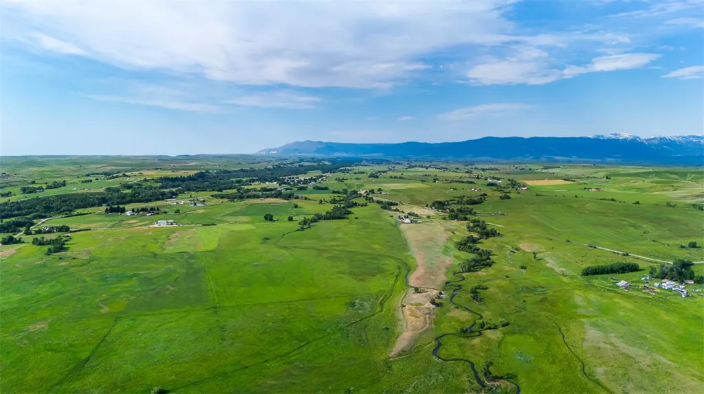 120 Cooney Road Roberts MT 59070