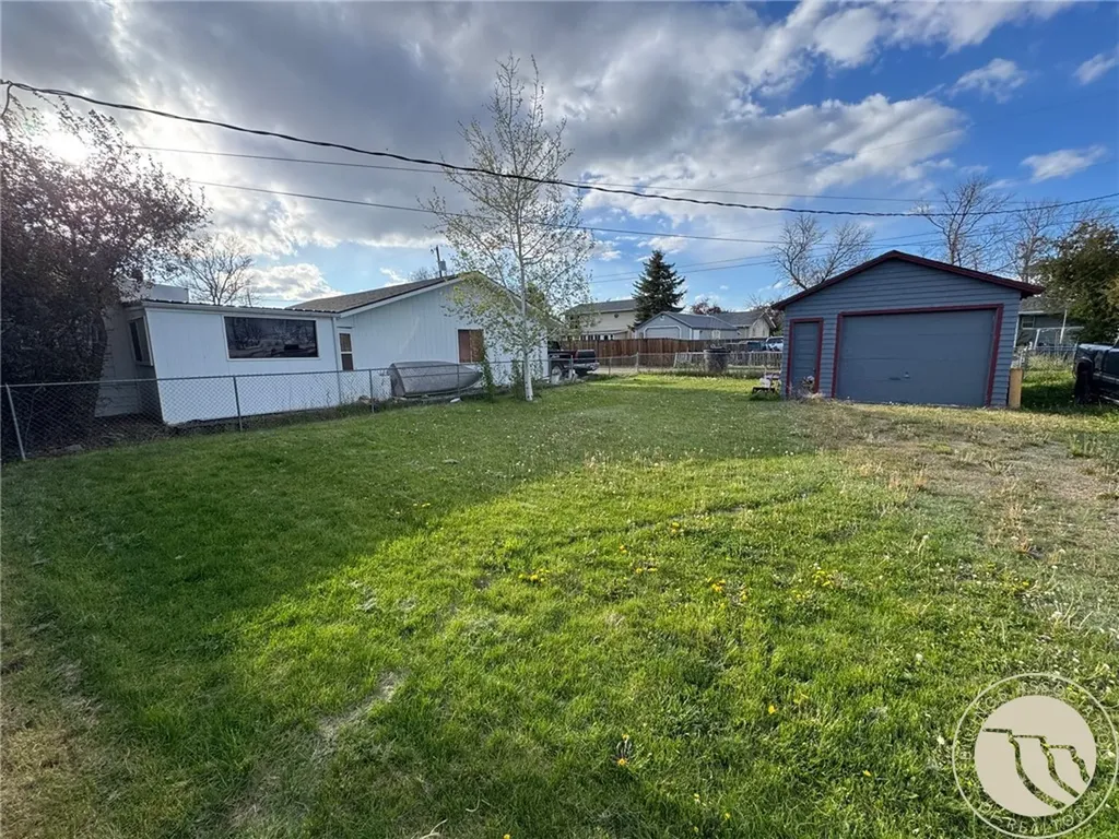 723 2nd Street S Hardin MT 59034