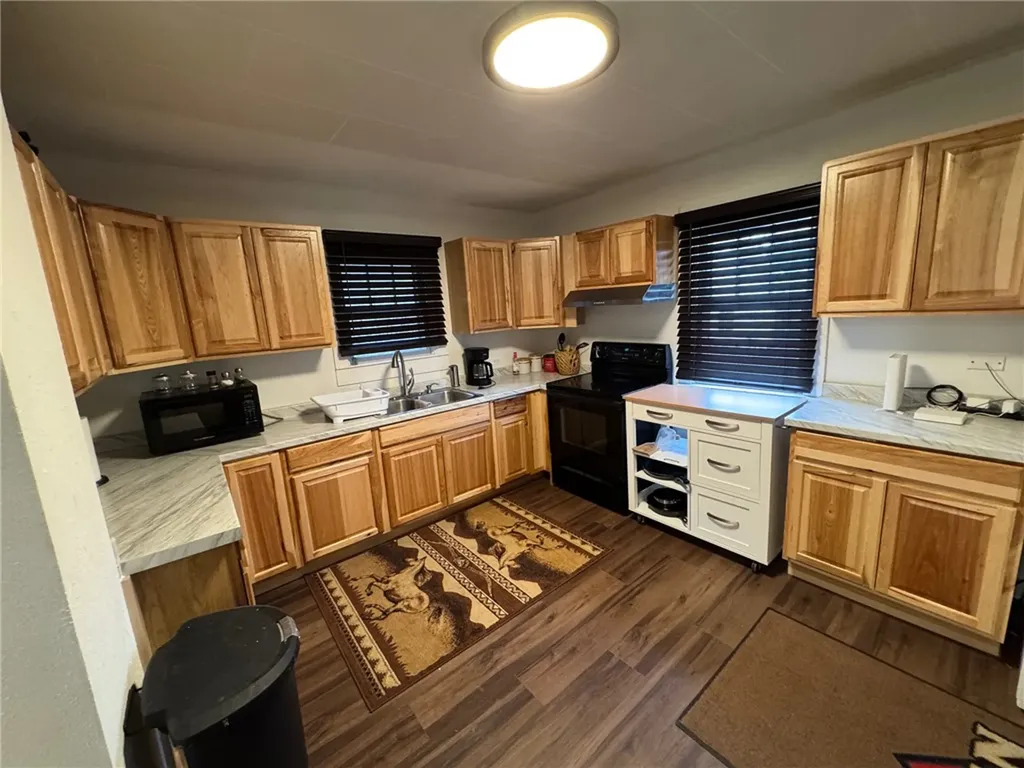 723 2nd Street S Hardin MT 59034